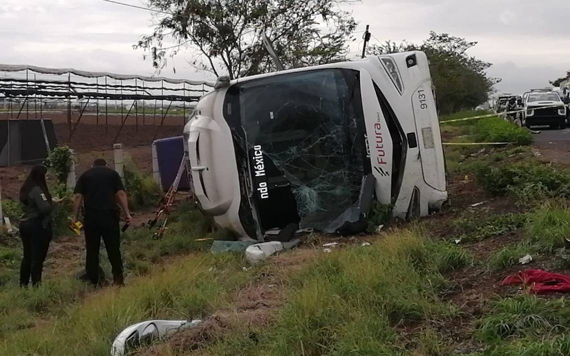 Una Mujer Muerta Y 19 Heridos Deja Volcadura De Autobús De Pasajeros En Culiacán El Sol De